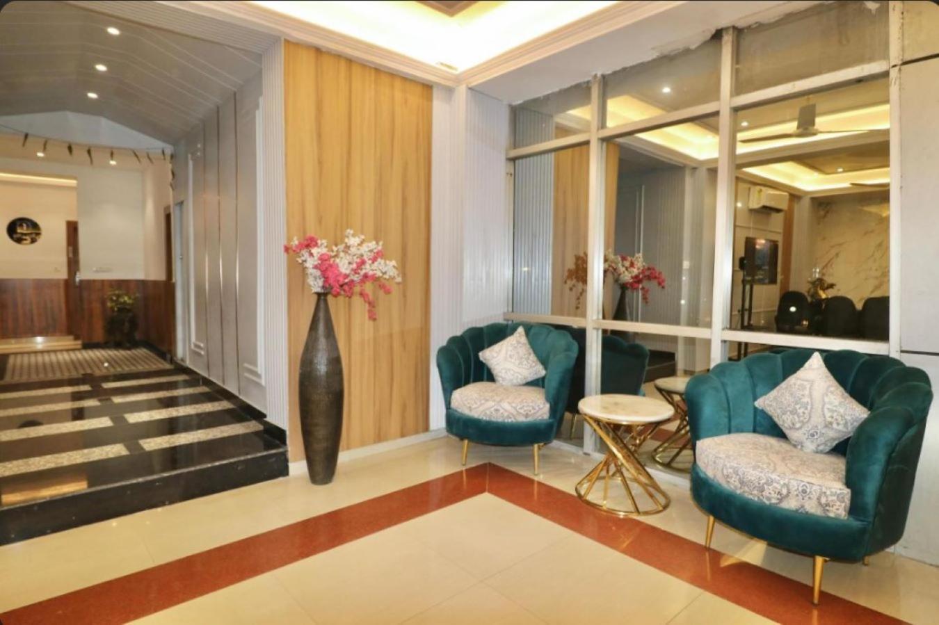 Grand Legacy Beacon, Dehradun Ξενοδοχείο Εξωτερικό φωτογραφία