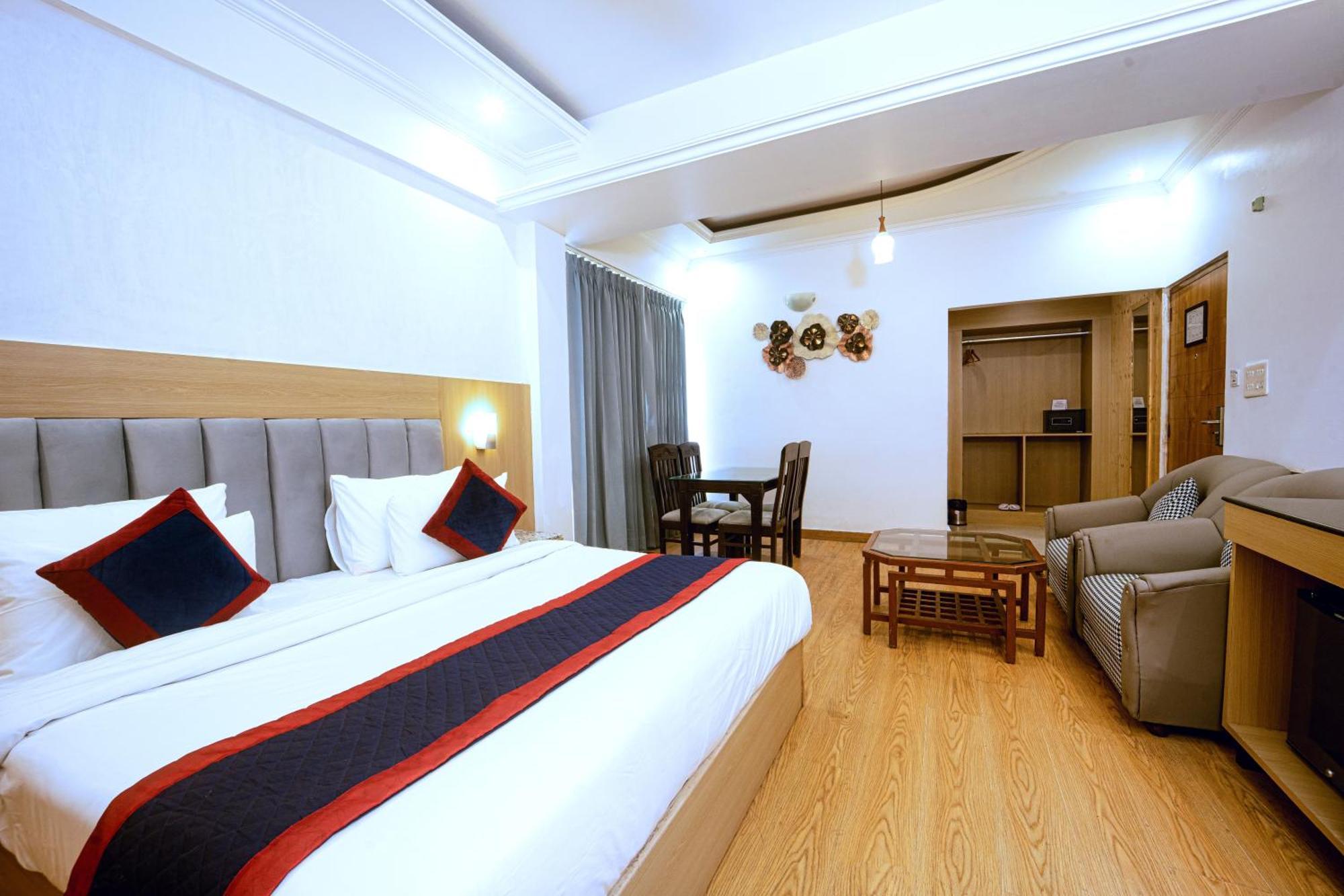 Grand Legacy Beacon, Dehradun Ξενοδοχείο Εξωτερικό φωτογραφία