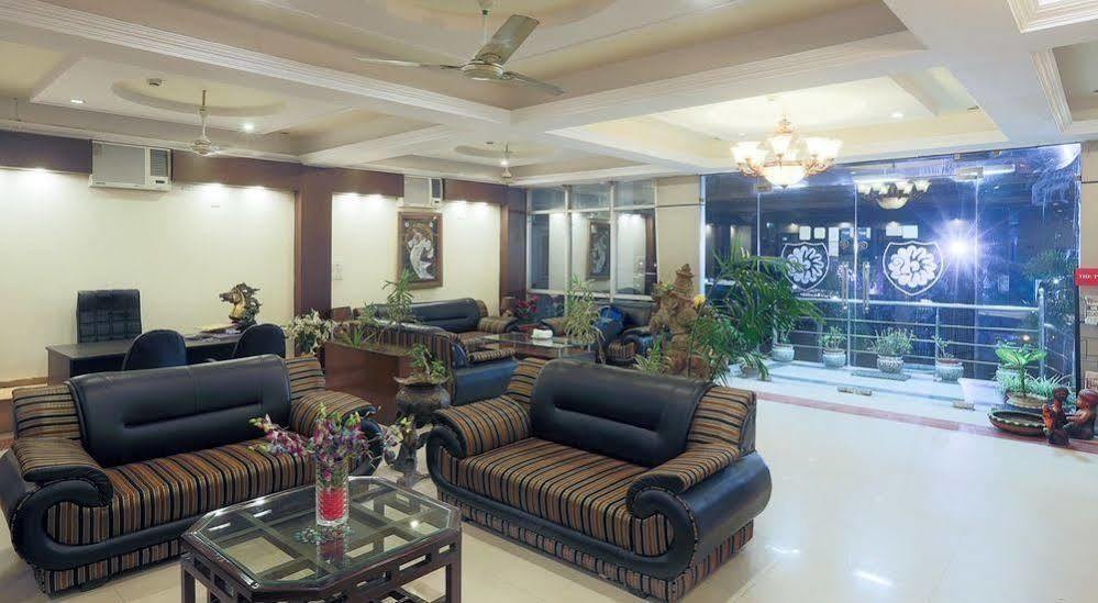 Grand Legacy Beacon, Dehradun Ξενοδοχείο Εξωτερικό φωτογραφία