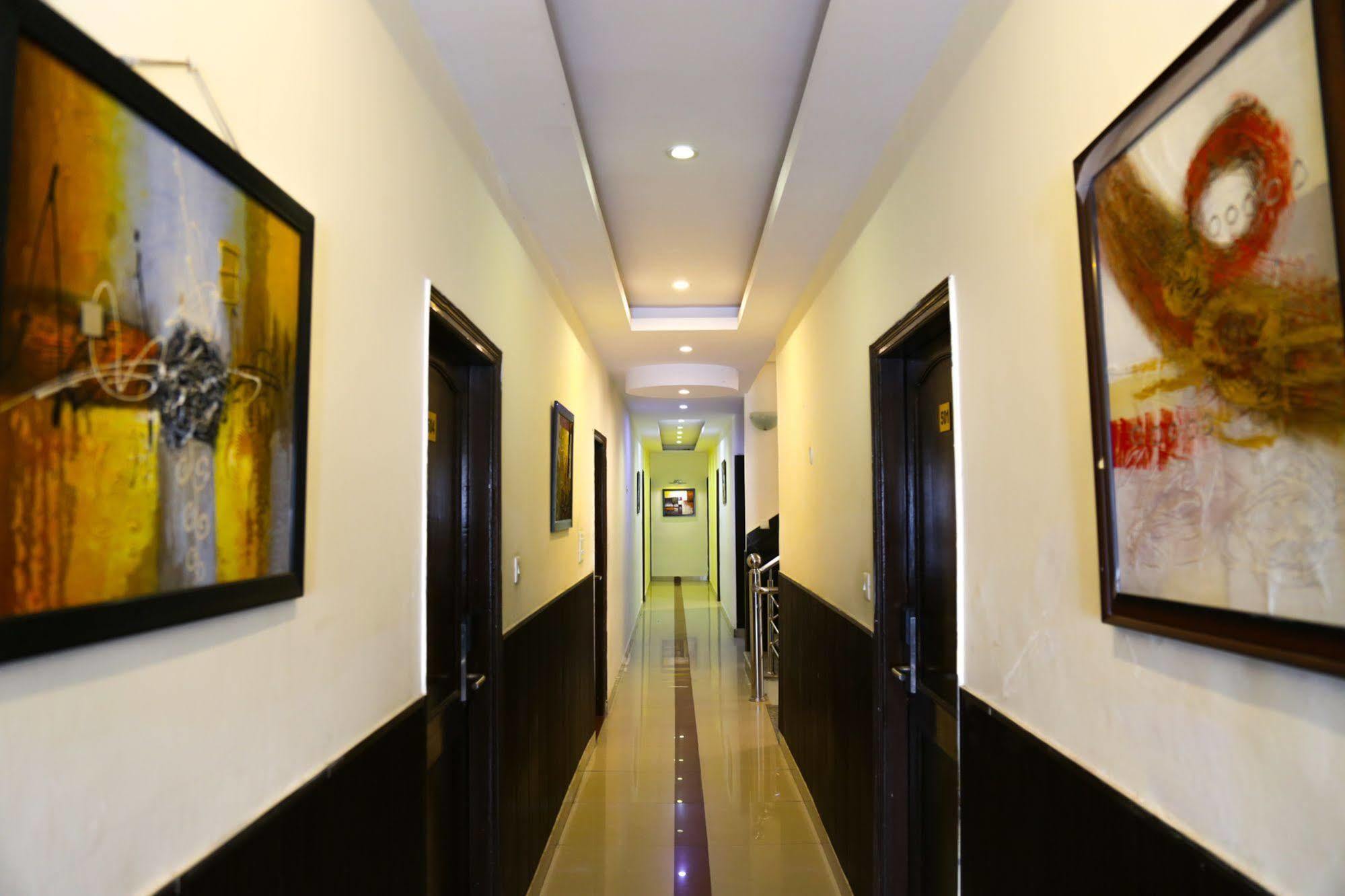 Grand Legacy Beacon, Dehradun Ξενοδοχείο Εξωτερικό φωτογραφία